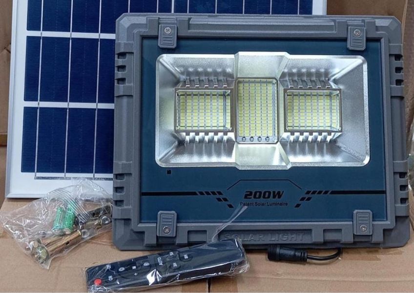 STL- 101A1 800W Solar flood light