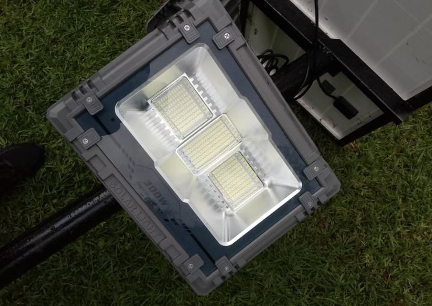 STL- 101A1 800W Solar flood light