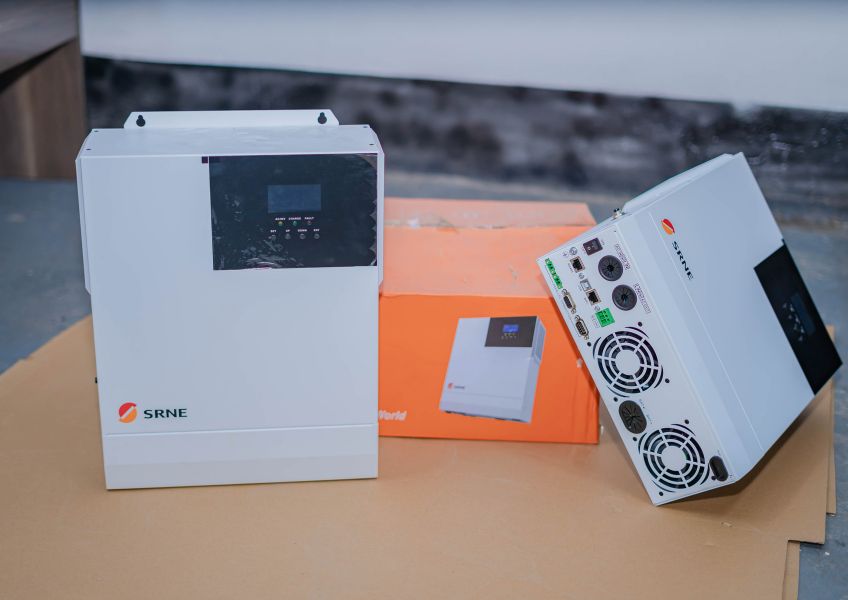 SRNE Off-Grid Inverters HF Series