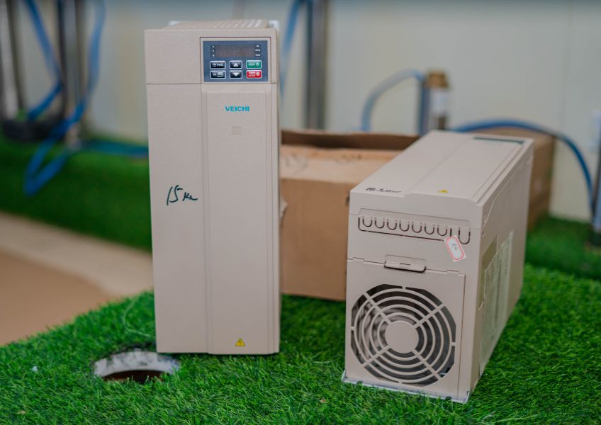 VEICHI Hybrid Pumping Inverters SI23 Series