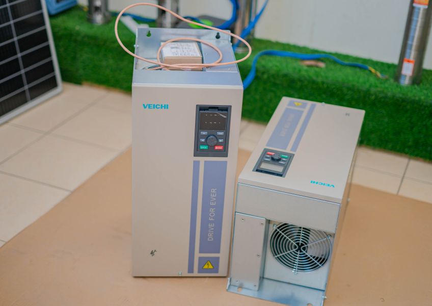 VEICHI Hybrid Pumping Inverters SI23 Series