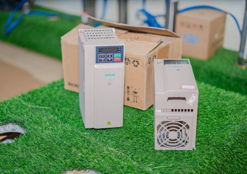 VEICHI Hybrid Pumping Inverters SI23 Series